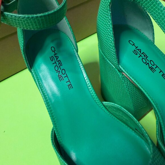 Charlotte Stone Retro Green Unique Leather Pumps, New With Tags - Picture 6 of 12